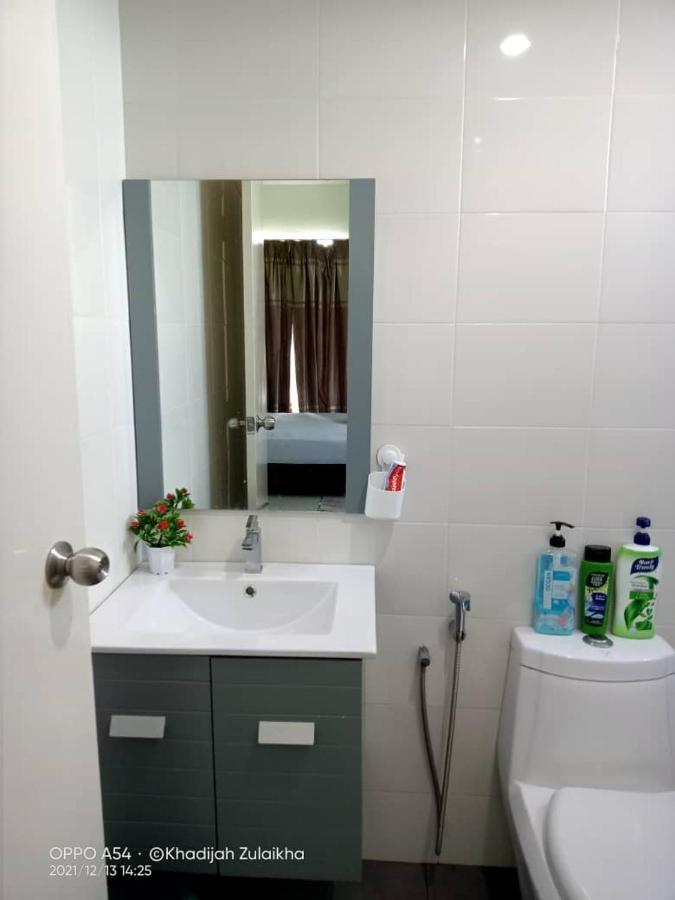Risqi Apartment 2 Bedroom Wakaf Che Yeh Kota Bharu Buitenkant foto